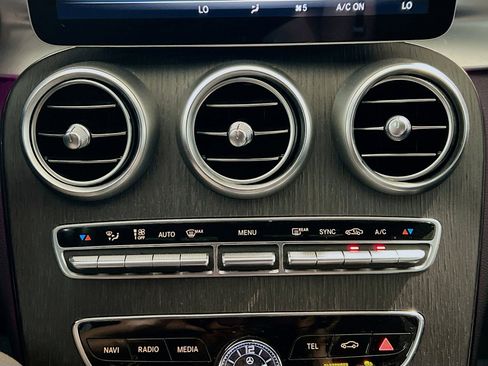 Used 2020 Mercedes-Benz C 300 4MATIC Sedan image 11