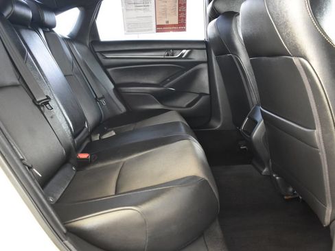 Used 2019 Honda Accord Sport image 15