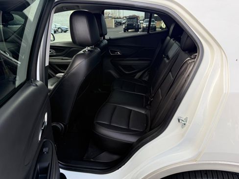 Used 2015 Buick Encore Premium image 9
