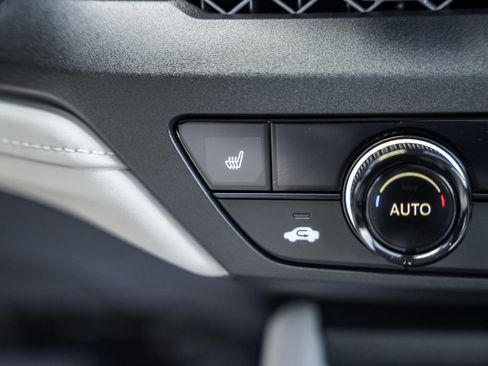 New 2025 Honda Accord SE image 18