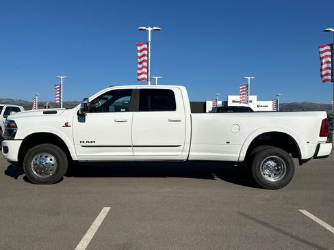 New 2026 RAM 3500 Limited AWD/4WD image 7