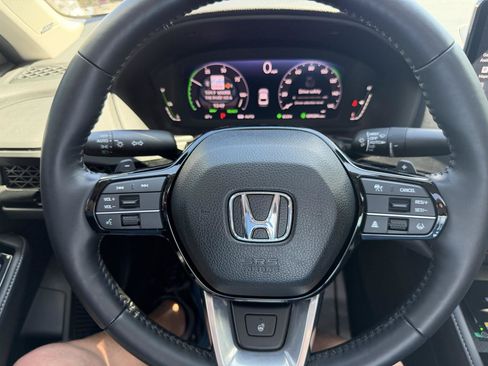 Used 2025 Honda Accord Touring image 18