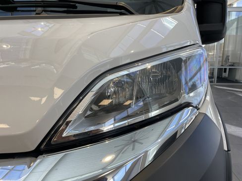 Used 2023 RAM ProMaster 2500 image 5