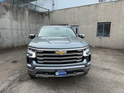 Used 2024 Chevrolet Silverado 1500 High Country AWD/4WD image 10