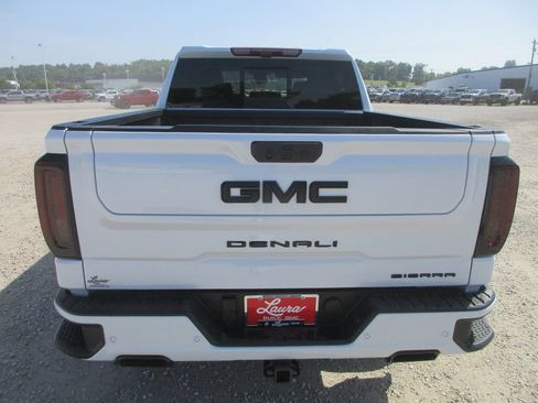New 2026 GMC Sierra 1500 Denali w/ Denali Reserve Package AWD/4WD image 7