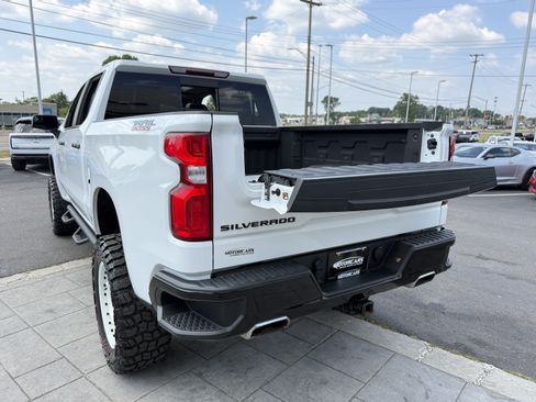 Used 2021 Chevrolet Silverado 1500 LT Trail Boss w/ Convenience Package II AWD/4WD image 48