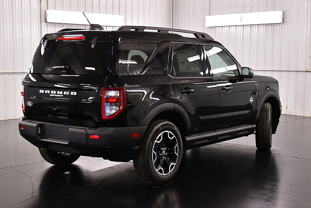 New 2026 Ford Bronco Sport Outer Banks w/ Interior Protection Package AWD/4WD image 7