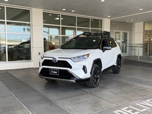 Used 2023 Toyota RAV4 XSE AWD/4WD image 2