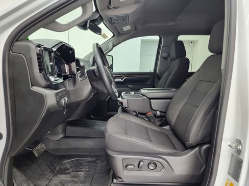 Used 2025 Chevrolet Silverado 3500 LT w/ All Star Edition image 8