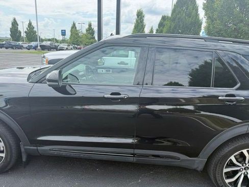 Used 2020 Ford Explorer ST w/ Premium Technology Package AWD/4WD image 8