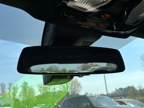 Used 2025 BMW 330i Sedan image 27