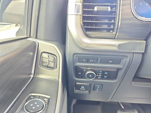 Used 2024 Ford F150 Lariat w/ Tow/Haul Package AWD/4WD image 23