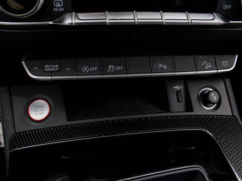 Used 2021 Audi SQ5 Premium Plus w/ Premium Plus Package image 39