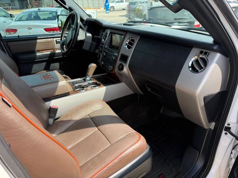 Used 2015 Ford Expedition King Ranch RWD image 15