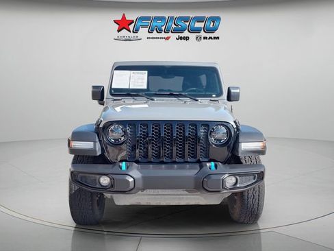 Used 2023 Jeep Wrangler Unlimited w/ Cold Weather Group AWD/4WD image 2