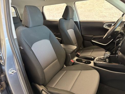 Used 2024 Kia Soul LX w/ Option Group 015 FWD image 47