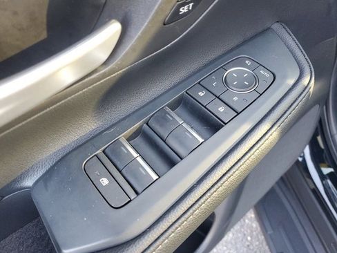 Used 2024 Toyota Grand Highlander AWD Hybrid image 15