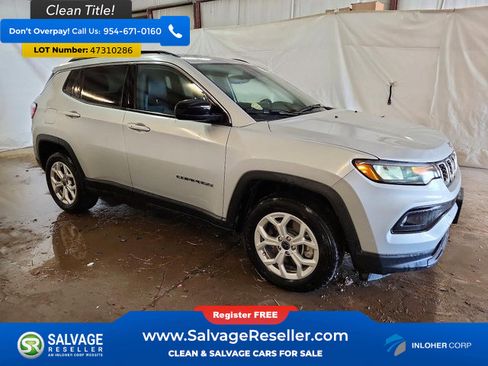 Used 2025 Jeep Compass Latitude image 5