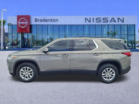 Used 2019 Chevrolet Traverse LT FWD image 8