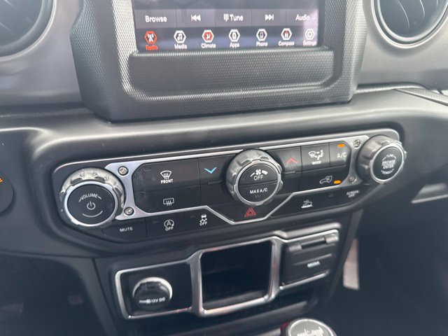 Used 2022 Jeep Wrangler Unlimited Sport AWD/4WD image 18