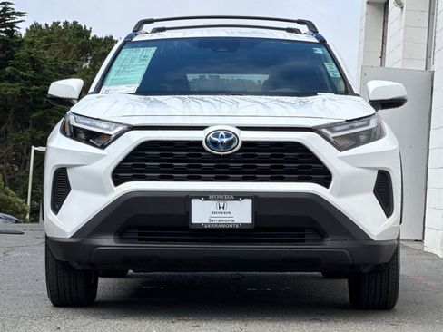 Used 2023 Toyota RAV4 XLE w/ Convenience Package AWD/4WD image 5