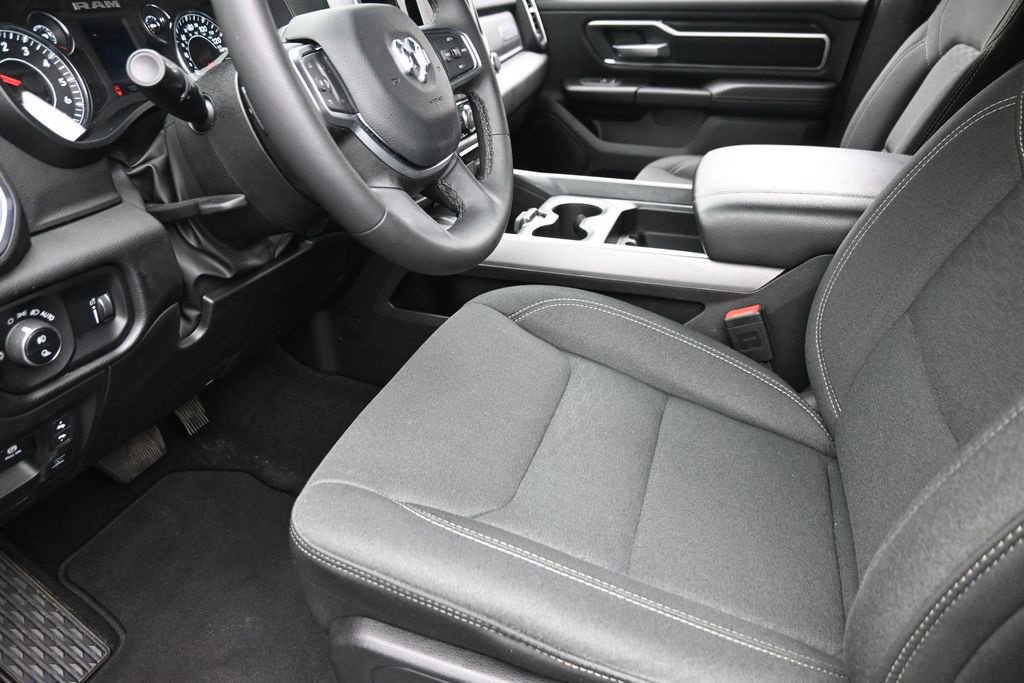 Used 2025 RAM 1500 Big Horn AWD/4WD image 16