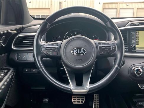 Used 2016 Kia Sorento SX image 5