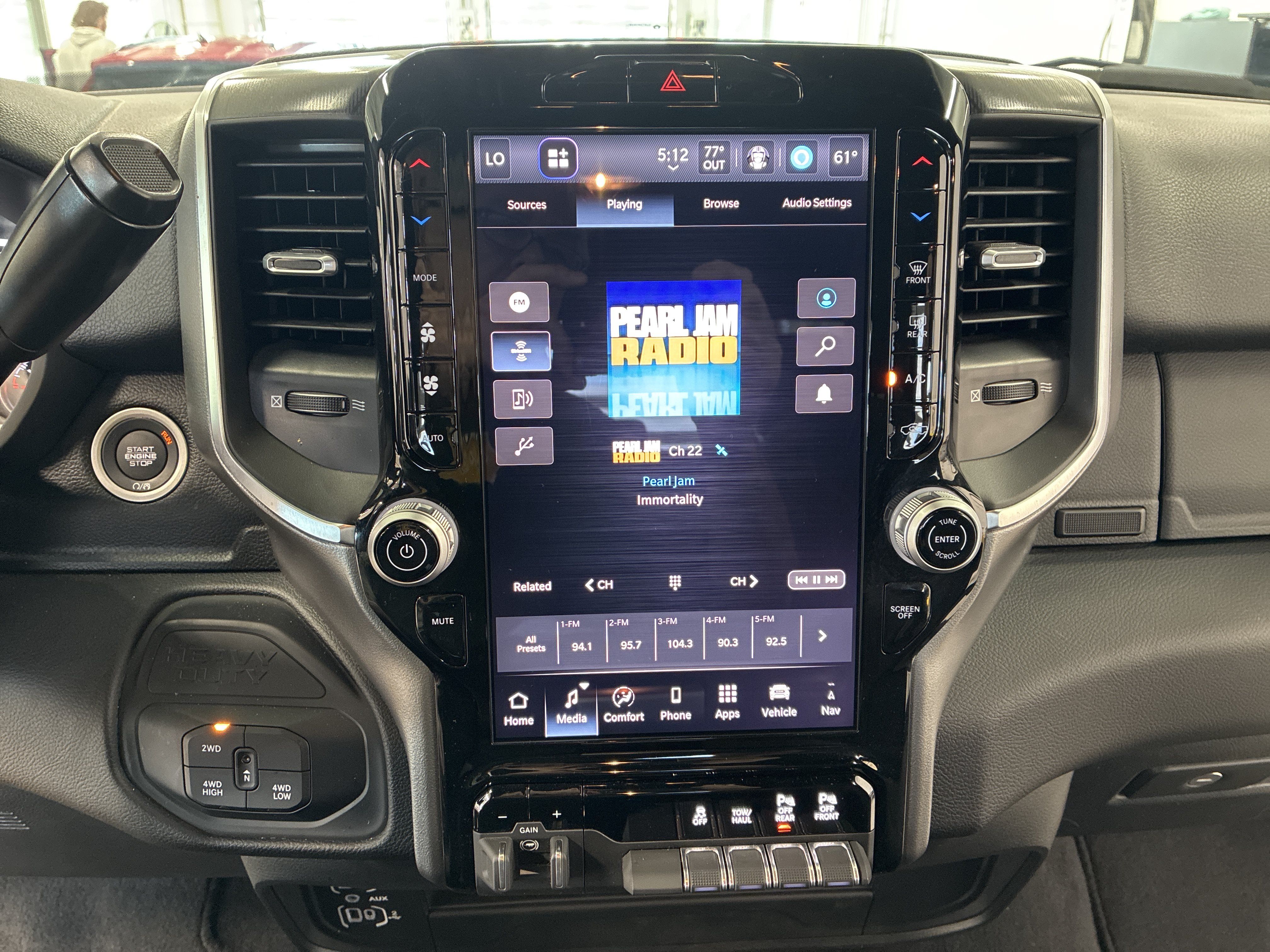 Certified 2025 RAM 2500 Big Horn AWD/4WD image 22