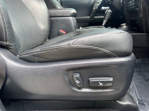 Used 2021 Toyota 4Runner Nightshade AWD/4WD image 33
