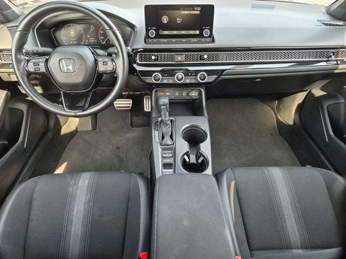 Used 2025 Honda Civic Sport image 25