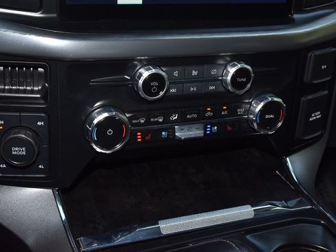 Used 2023 Ford F150 Lariat AWD/4WD image 29
