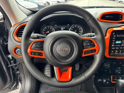 Used 2023 Jeep Renegade Altitude image 23