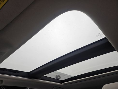 Used 2024 MAZDA CX-90 3.3 Turbo w/ Premium Package image 18