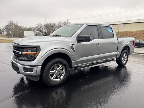 Used 2025 Ford F150 XLT w/ Equipment Group 301A Standard AWD/4WD image 2