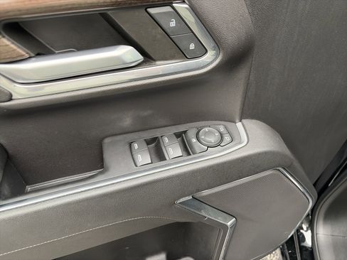 Used 2023 Chevrolet Silverado 1500 LT image 11