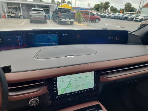 New 2026 Lincoln Navigator Reserve AWD/4WD image 35