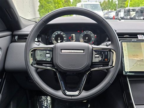 New 2026 Land Rover Range Rover Velar Dynamic SE AWD/4WD image 11