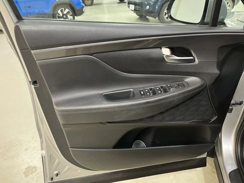 Used 2022 Hyundai Santa Fe SEL w/ Convenience Package image 18