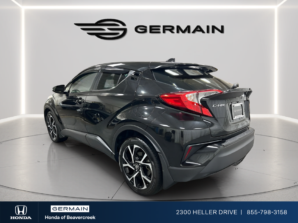 Used 2019 Toyota C-HR XLE FWD image 6