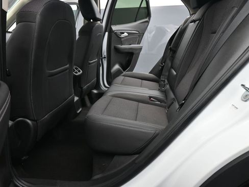 Used 2023 Buick Envision Preferred image 13