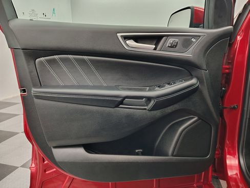 Used 2024 Ford Edge ST image 20