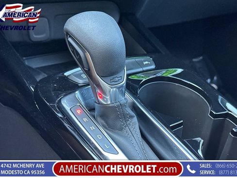 Used 2026 Chevrolet Trax LT w/ Sunroof Package FWD image 28
