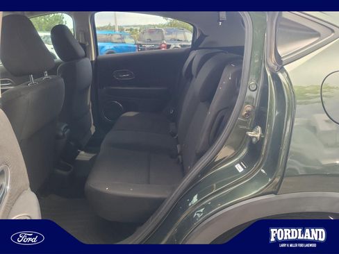 Used 2017 Honda HR-V EX image 17
