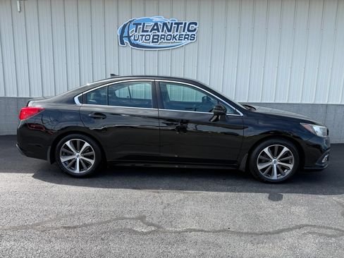 Used 2019 Subaru Legacy 2.5i Limited AWD/4WD image 3