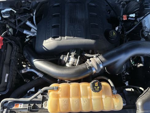 Used 2016 Ford F150 Lariat w/ Equipment Group 501A Mid image 18