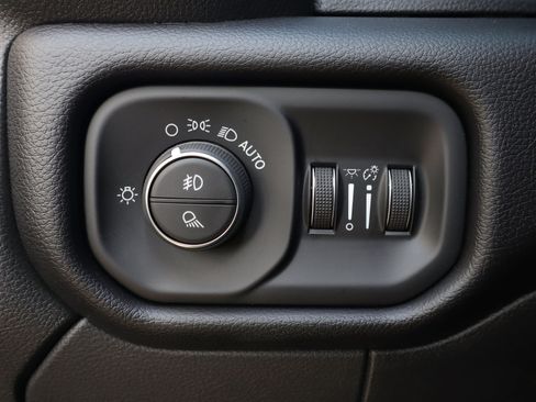 Used 2026 RAM 2500 Laramie w/ Night Edition image 22