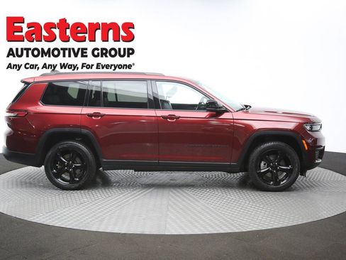 Used 2023 Jeep Grand Cherokee L Laredo image 45