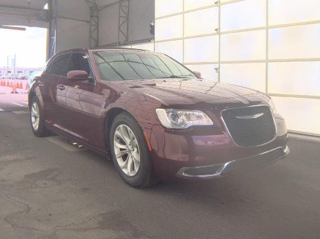 Used 2016 Chrysler 300 Limited RWD image 3