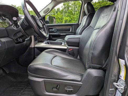 Used 2017 RAM 2500 Laramie w/ Sport Appearance Group AWD/4WD image 19