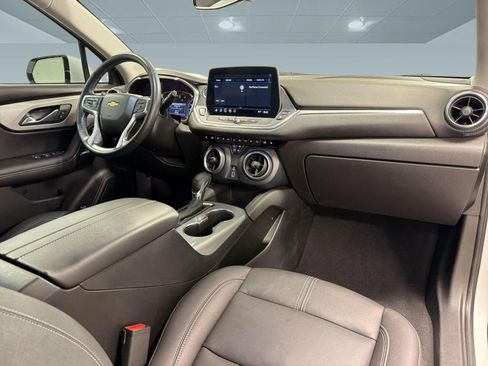 Used 2023 Chevrolet Blazer LT FWD image 29